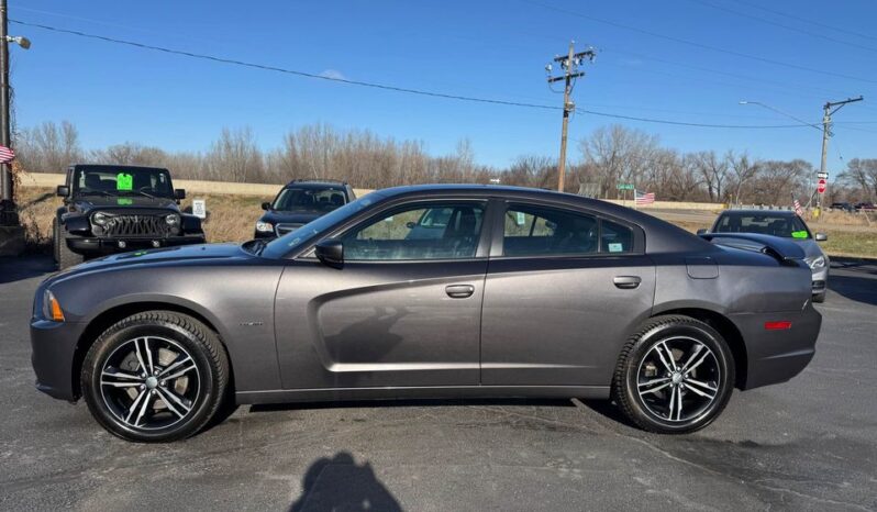 
								Dodge Charger RT Sedan 4D full									